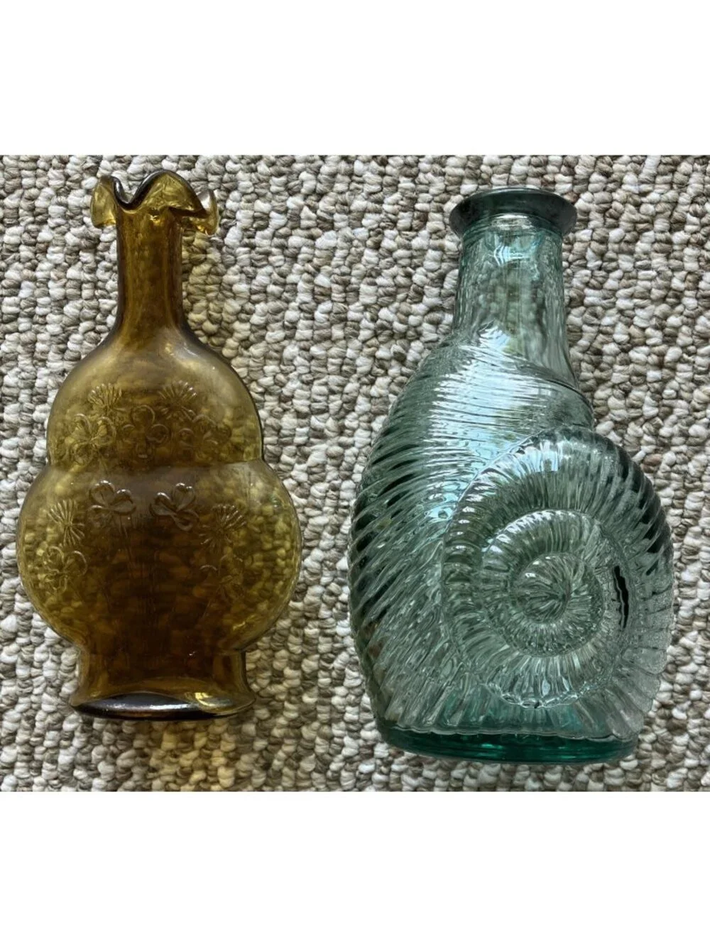 Lot Of 2 Bottles Clevenger Bros Amber Clover Flower & Libbey Nautilus Seashell